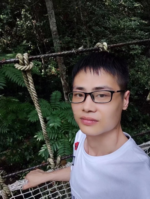 杨志明
